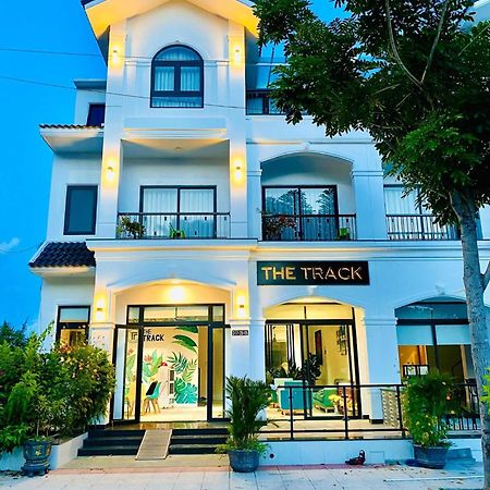 The Track Homestay - Near Bai Dai Beach Cam Lam المظهر الخارجي الصورة