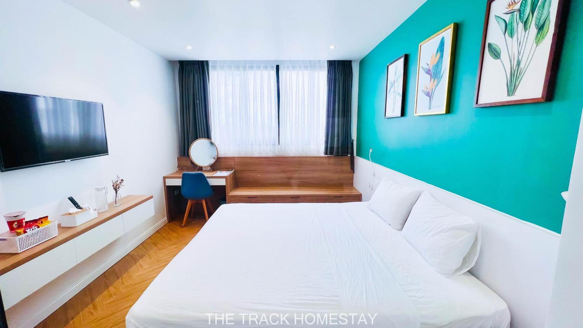 The Track Homestay - Near Bai Dai Beach Cam Lam المظهر الخارجي الصورة