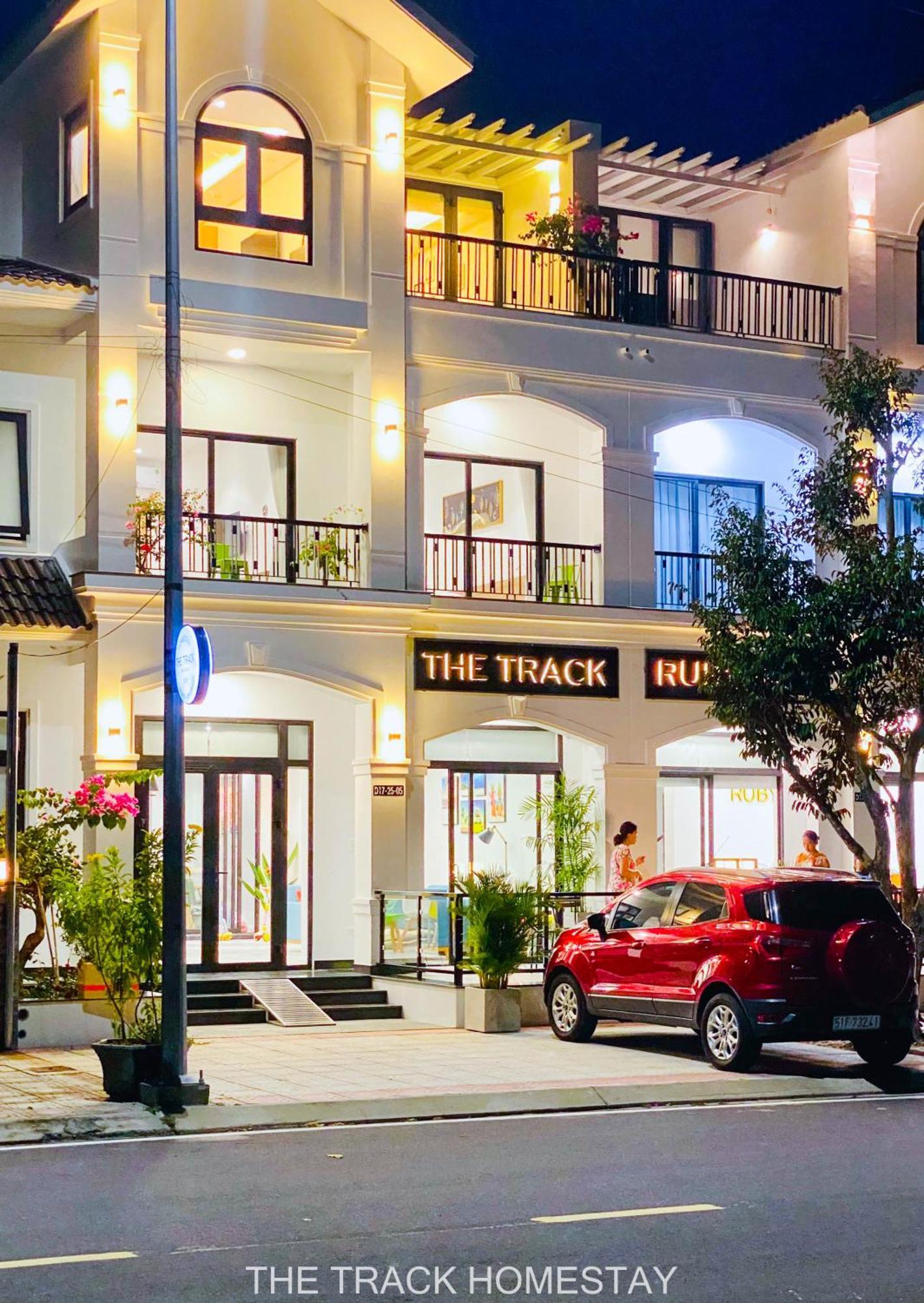 The Track Homestay - Near Bai Dai Beach Cam Lam المظهر الخارجي الصورة